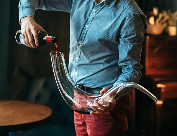 Decanteren van de wijn